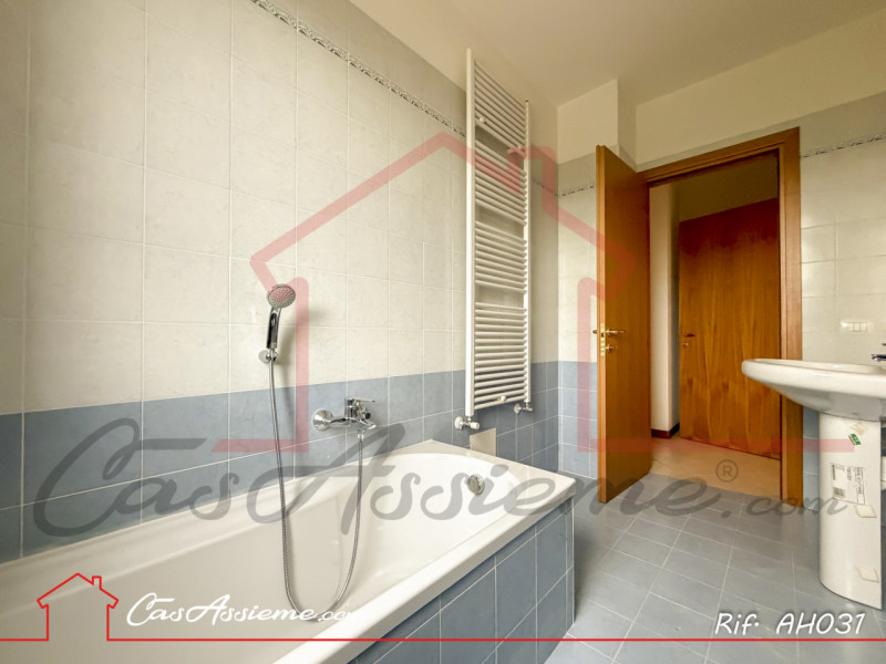 Rif. AH031
PARI AL NUOVO - ACCESSO MUTUO GREEN!
In un contesto residenziale tranquillo e ben cura...