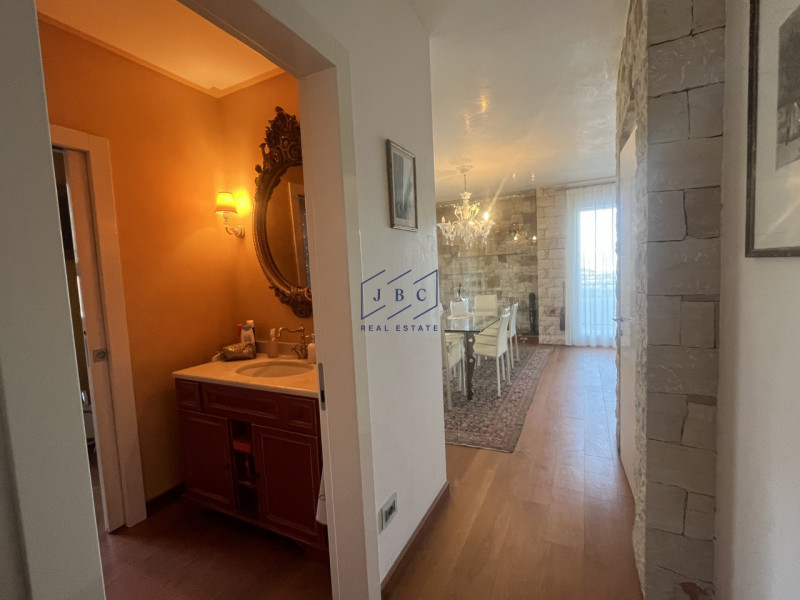 VAZZOLA (TV) - TEZZE

A soli 15 minuti da Conegliano, immersa nella tranquillità e circondata dal...