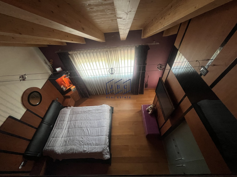 VAZZOLA (TV) - TEZZE

A soli 15 minuti da Conegliano, immersa nella tranquillità e circondata dal...