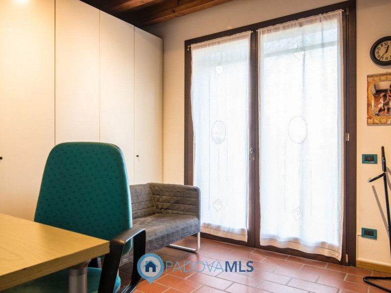 Immobile in esclusiva al Gruppo Padova MLS

Villa singola di pregio a Bragni Cadoneghe, caratteri...