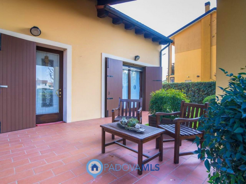 Immobile in esclusiva al Gruppo Padova MLS

Villa singola di pregio a Bragni Cadoneghe, caratteri...