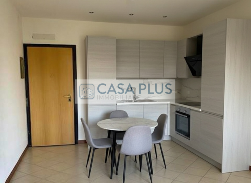 Rossano Veneto, inserito nel complesso residenziale La Filanda, in un contesto di recente costruz...