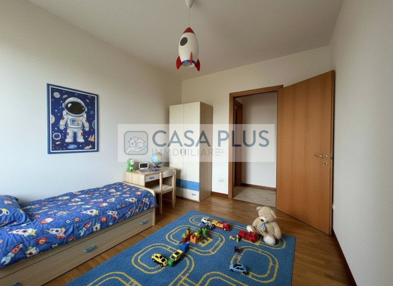 Rossano Veneto, inserito nel complesso residenziale La Filanda, in un contesto di recente costruz...