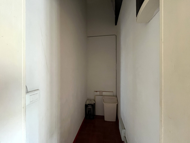 Scopri questa splendida casa singola situata nel cuore di Creazzo, una delle zone più ambite dell...