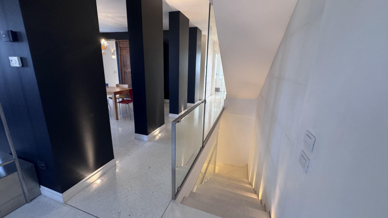 Nel pieno centro di Monselice, in posizione di assoluto rilievo e comodità a tutti i servizi, pro...