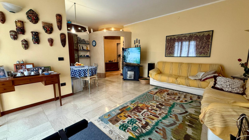 ARCELLA SAN CARLO 
APPARTAMENTO CHE PUO' ESSERE ABITATO ANCHE DA SUBITO, SENZA GARAGE.
Via Saetta...