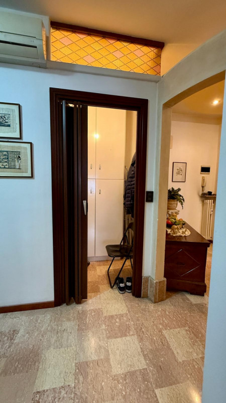 ARCELLA SAN CARLO 
APPARTAMENTO CHE PUO' ESSERE ABITATO ANCHE DA SUBITO, SENZA GARAGE.
Via Saetta...