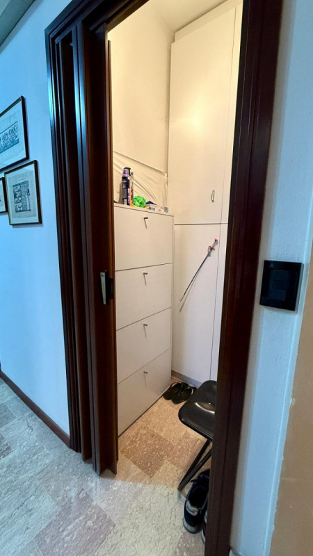 ARCELLA SAN CARLO 
APPARTAMENTO CHE PUO' ESSERE ABITATO ANCHE DA SUBITO, SENZA GARAGE.
Via Saetta...