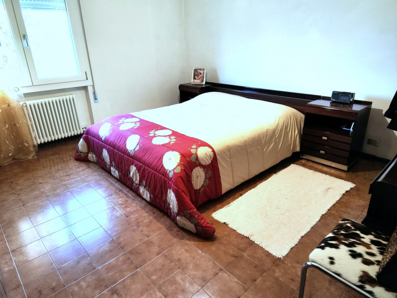 PADOVA - BRUSEGANA

Scopri questa splendida casa CON AMPIO GIARDINO, situata in una tranquilla zo...