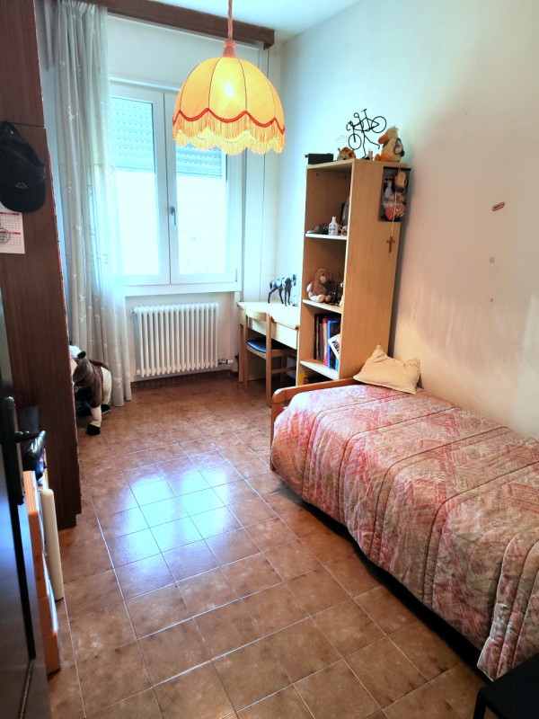 PADOVA - BRUSEGANA

Scopri questa splendida casa CON AMPIO GIARDINO, situata in una tranquilla zo...