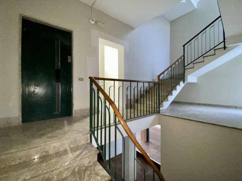 PER INFORMAZIONI, SCRIVERE UNA MAIL DI PRESENTAZIONE A locazionigrandiagenzie@gmail.com
---
Borgo...