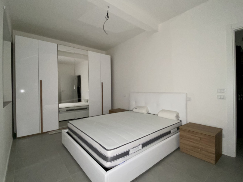 PER INFORMAZIONI, SCRIVERE UNA MAIL DI PRESENTAZIONE A locazionigrandiagenzie@gmail.com
---
Borgo...