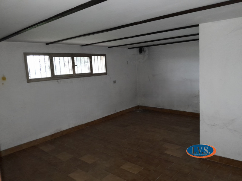 MONTEGALDELLA (VI): In quartiere residenziale proponiamo appartamento TRICAMERE in quadrifamiliar...