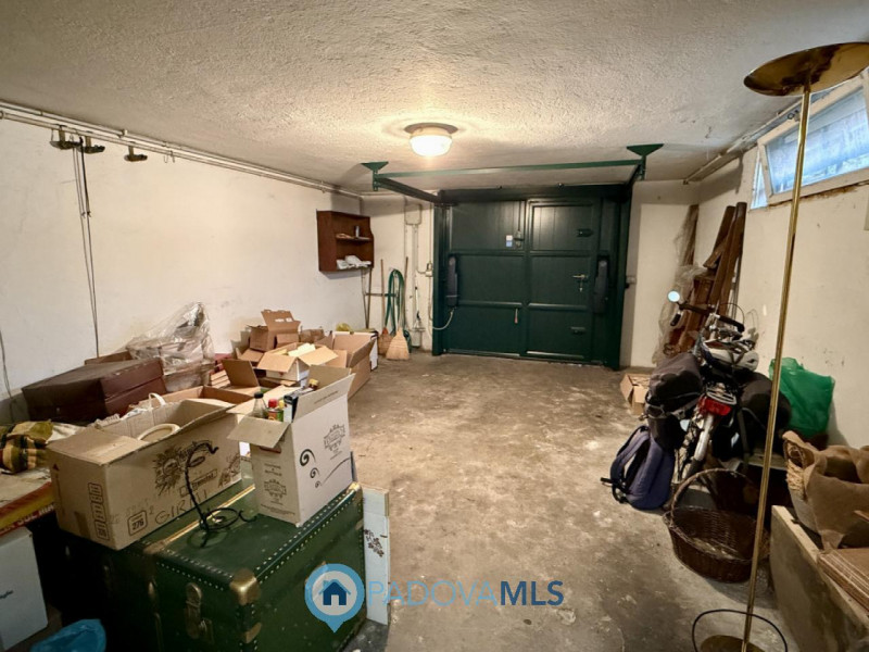 SAN CARLO PORZIONE DI BIFAMILIARE IN ORIZZONTALE

Immobile in esclusiva al Gruppo Padova MLS

Por...