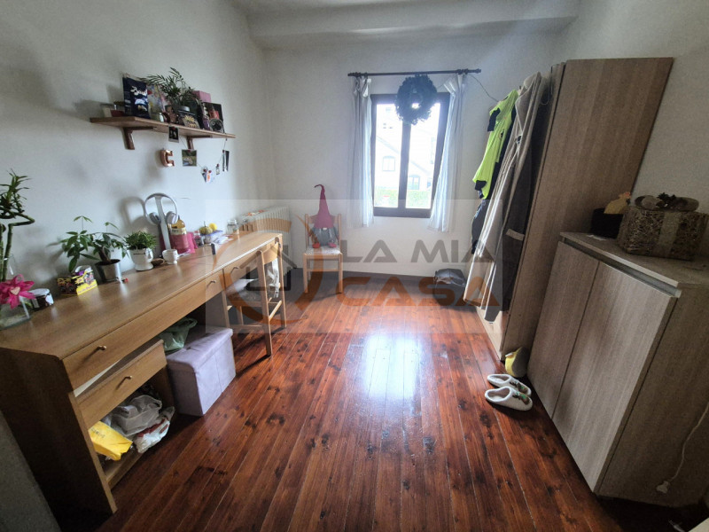 LEGNARO - Abitazione semindipendente per 3 studentesse. Dispone di soggiorno con angolo cottura, ...