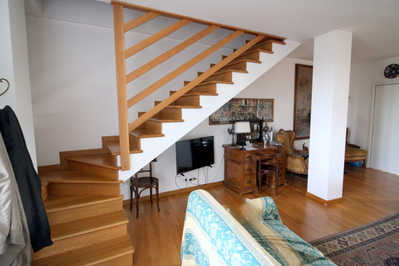 SPLENDIDO ATTICO A SAVONAROLA €.600.000 - rif.RP-PT500

Scoprite questo splendido appartamento si...