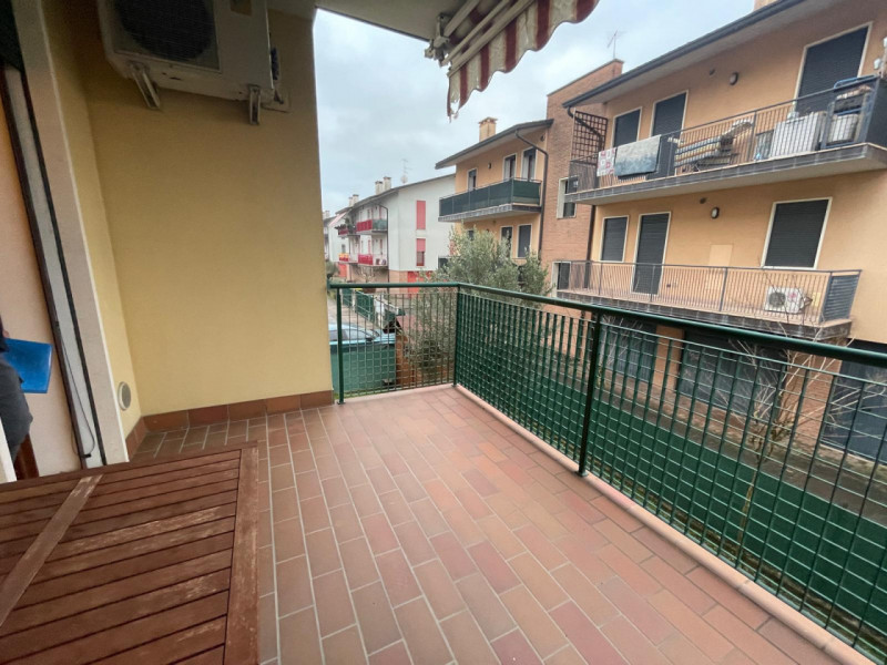 UBICAZIONE E CONTESTO
L’immobile è situato a Torri di Quartesolo, in un contesto tranquillo e ben...