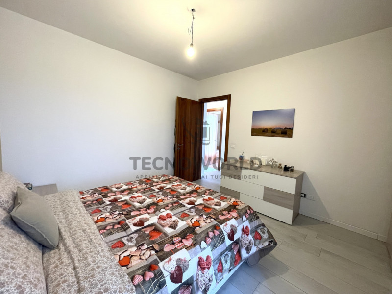 Ti presentiamo un affascinante appartamento trilocale situato al terzo piano servito da ascensore...