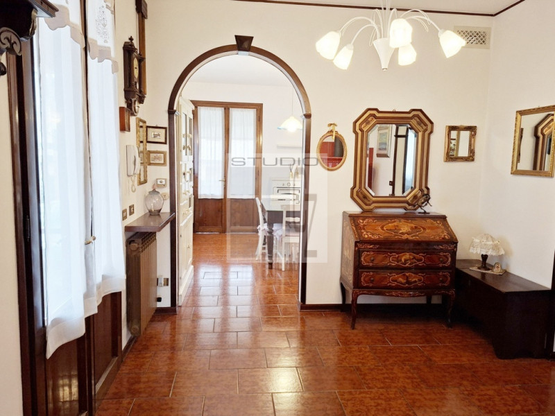 Ti presentiamo la tua prossima casa!

In centro a Piombino Dese proponiamo in vendita l'abitazion...