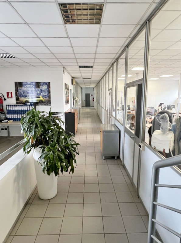 IN LOCAZIONE A VICENZA OVEST, ZONA FIERA - COMPLESSO COMMERCIALE - DIREZIONALE - ARTIGIANALE - RI...