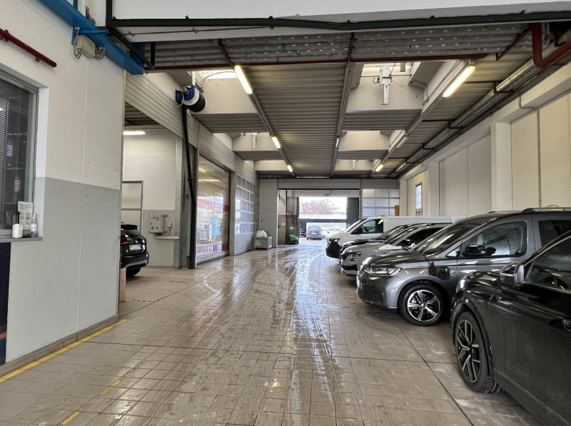 IN LOCAZIONE A VICENZA OVEST, ZONA FIERA - COMPLESSO COMMERCIALE - DIREZIONALE - ARTIGIANALE - RI...