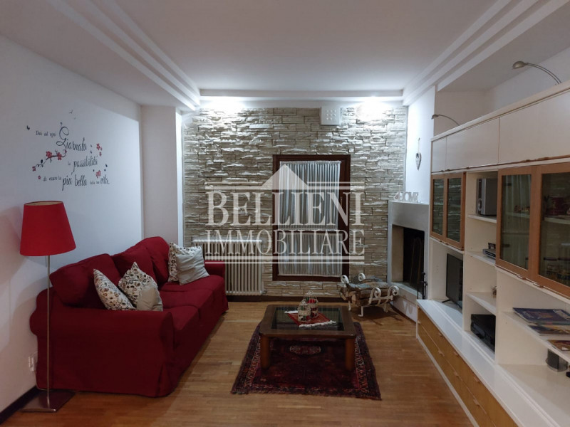 CENTRO STORICO: In contesto centralissimo ma non in ztl proponiamo in locazione un mini appartame...