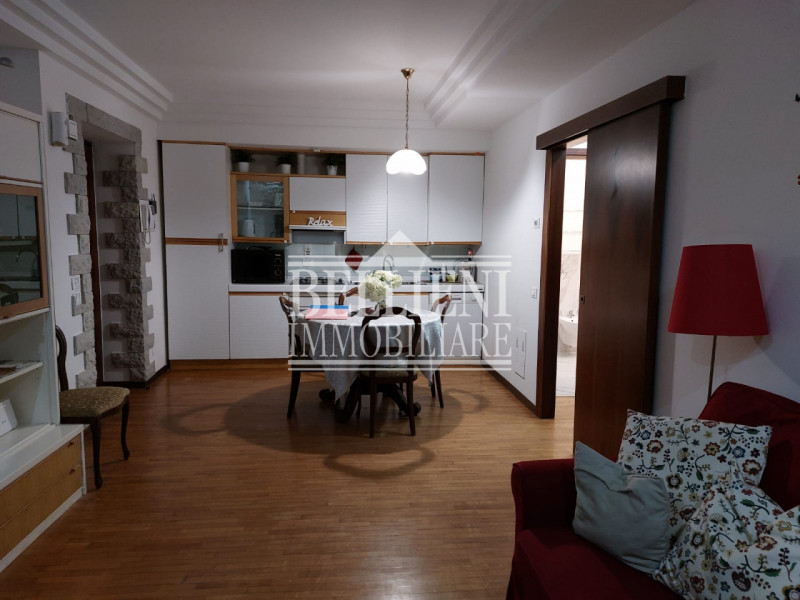 CENTRO STORICO: In contesto centralissimo ma non in ztl proponiamo in locazione un mini appartame...