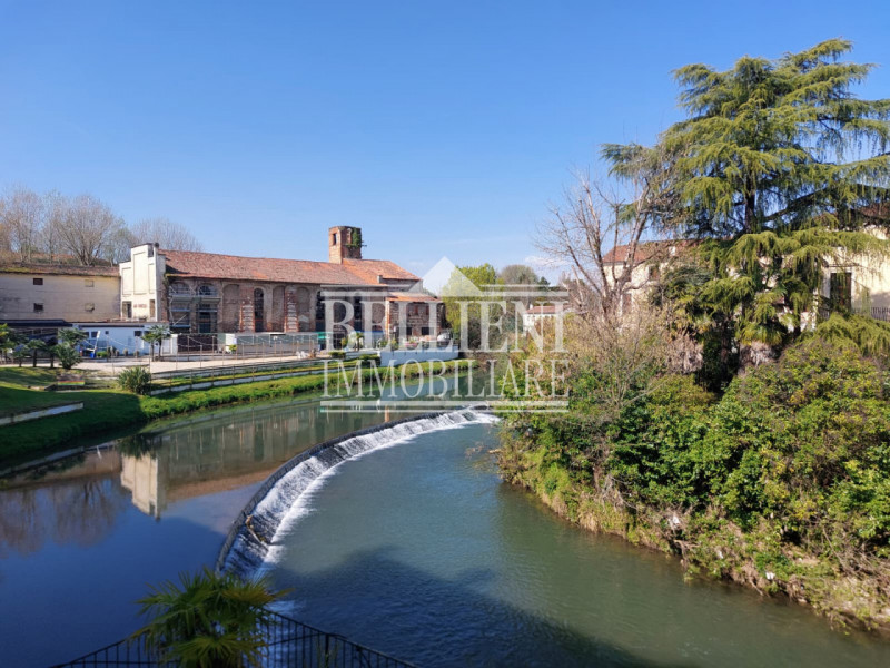 CENTRO STORICO: In contesto centralissimo ma non in ztl proponiamo in locazione un mini appartame...