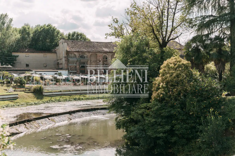 CENTRO STORICO: In contesto centralissimo ma non in ztl proponiamo in locazione un mini appartame...