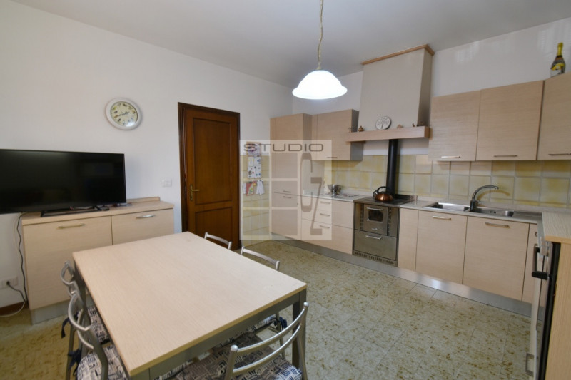 ECCO LA CASA CHE STAVI CERCANDO!!!

A Trebaseleghe proponiamo in vendita soluzione SEMI - INDIPEN...