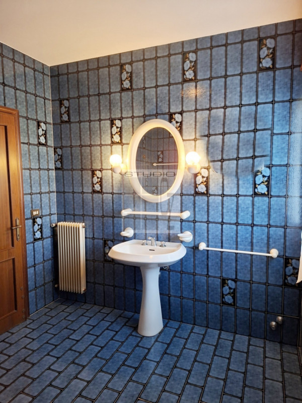 ECCO LA CASA CHE STAVI CERCANDO!!!

A Trebaseleghe proponiamo in vendita soluzione SEMI - INDIPEN...