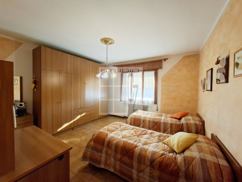 ECCO LA CASA CHE STAVI CERCANDO!!!

A Trebaseleghe proponiamo in vendita soluzione SEMI - INDIPEN...