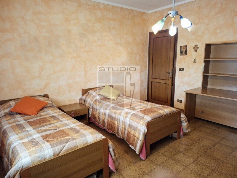 ECCO LA CASA CHE STAVI CERCANDO!!!

A Trebaseleghe proponiamo in vendita soluzione SEMI - INDIPEN...