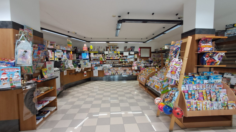 Proponiamo in vendita un'opportunità unica per entrare nel mondo del commercio, con una rinomata ...