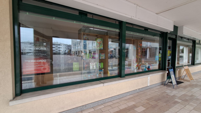 Proponiamo in vendita un'opportunità unica per entrare nel mondo del commercio, con una rinomata ...