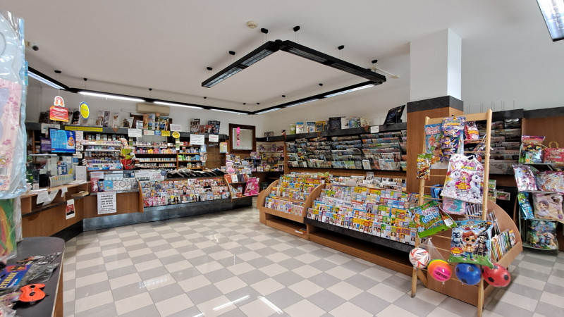 Proponiamo in vendita un'opportunità unica per entrare nel mondo del commercio, con una rinomata ...