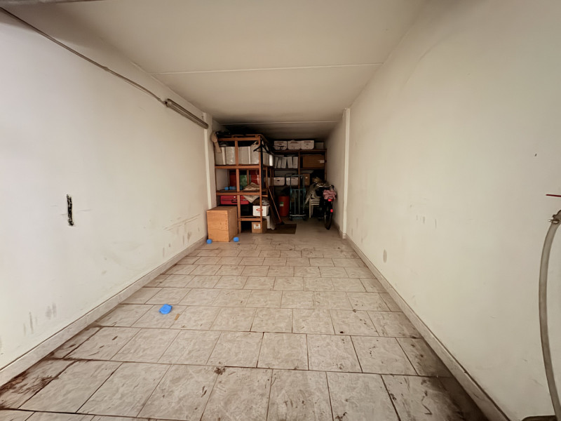 Se stai cercando un appartamento spazioso con un bel giardino privato, questa soluzione potrebbe ...