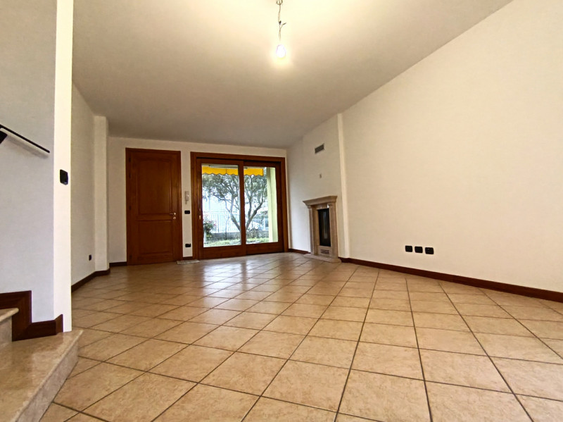 Rif. VIG340
In una delle zone più tranquille e curate di Vigonza, precisamente nella località Cod...