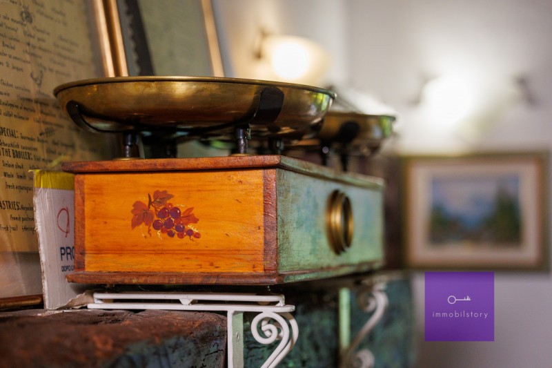 Una casa grande, oggi ristorante

Ci sono immobili che nascono con una funzione precisa
e altri c...