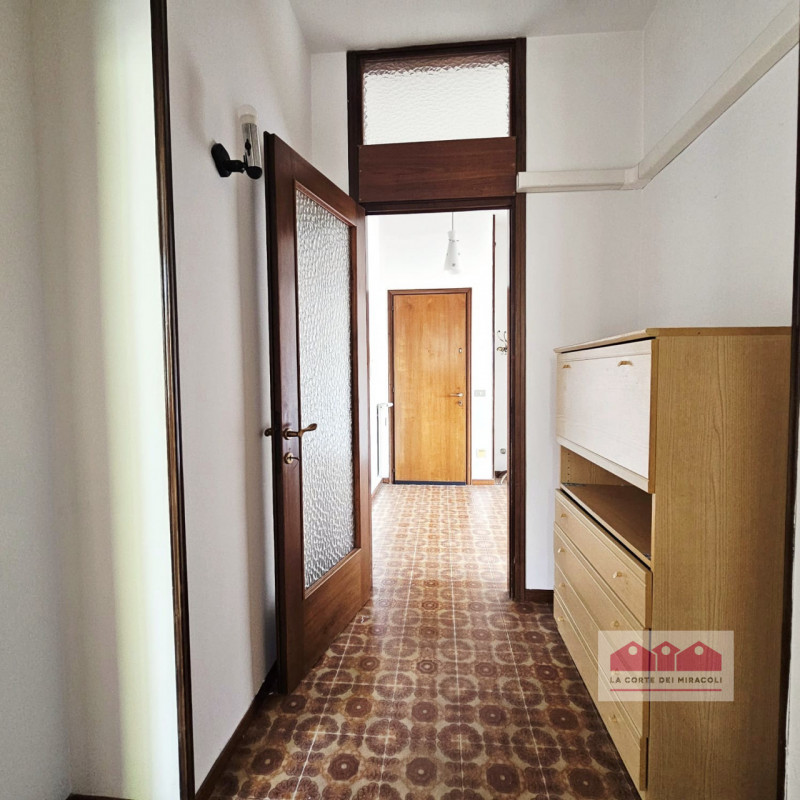 VICENZA SAN PIO X: SEI ALLA RICERCA DI UN BICAMERE SPAZIOSO DA REINVENTARE A TUO GUSTO IN OTTIMO ...