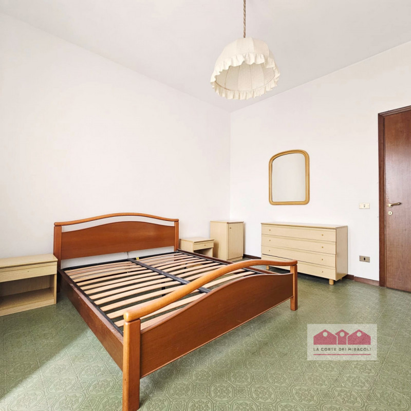 VICENZA SAN PIO X: SEI ALLA RICERCA DI UN BICAMERE SPAZIOSO DA REINVENTARE A TUO GUSTO IN OTTIMO ...