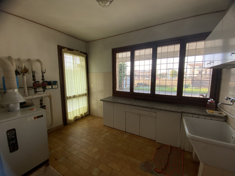 Vicenza, Torri di Quartesolo: in una delle zone più ricercate e comode del comune di Torri di Qua...