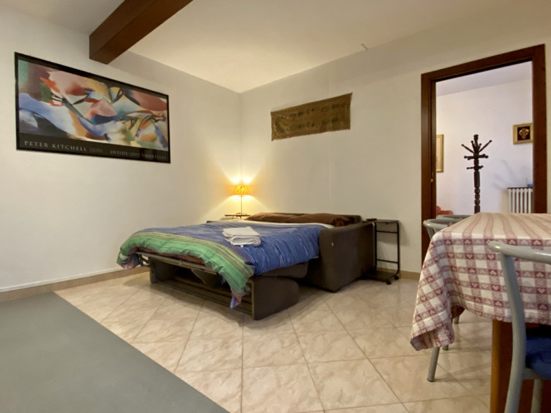 In una delle zone più strategiche e richieste di Vicenza, nel quartiere di Ponte Marchese, a poch...