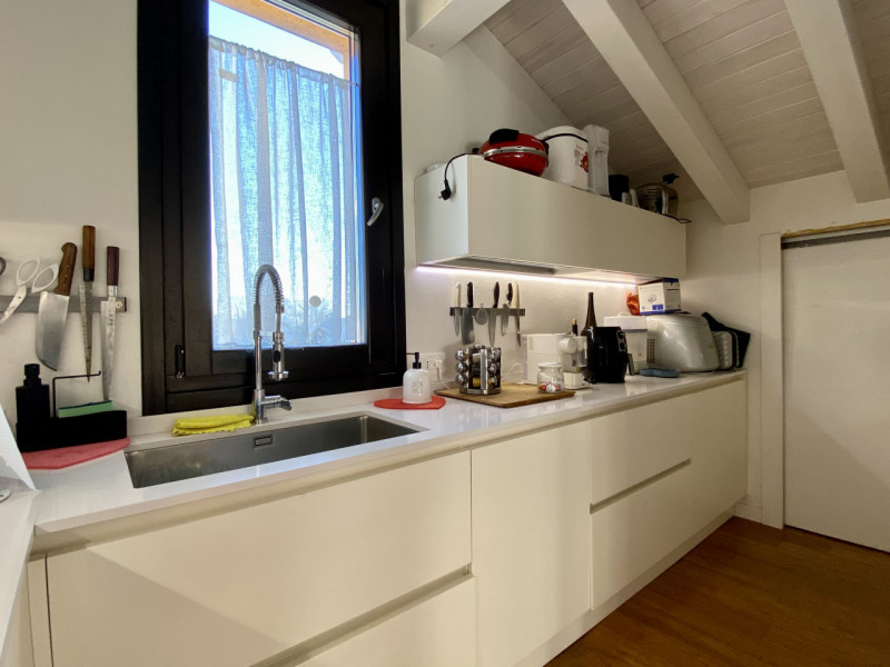 In una delle zone più strategiche e richieste di Vicenza, nel quartiere di Ponte Marchese, a poch...