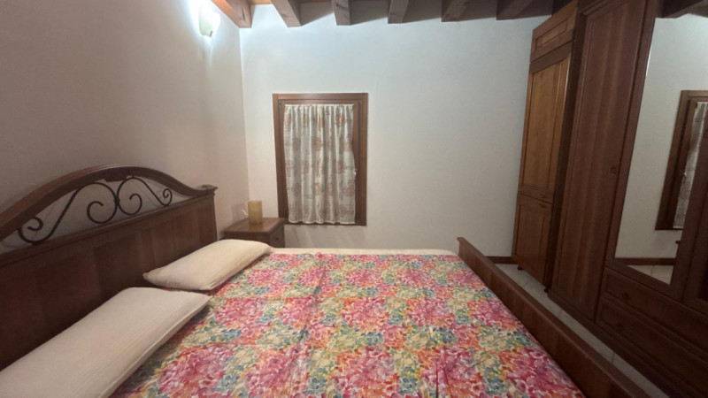 Ciao da Arcobaleno Immobiliare!  
Oggi ti presentiamo un grazioso bilocale in centro ad Este, per...