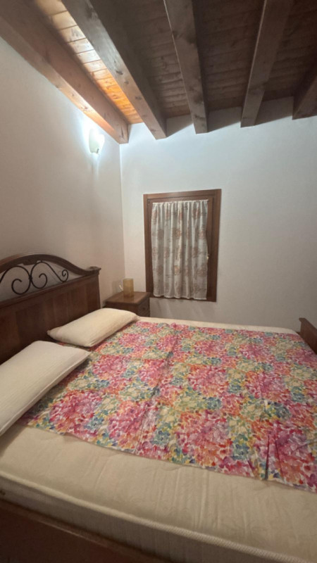 Ciao da Arcobaleno Immobiliare!  
Oggi ti presentiamo un grazioso bilocale in centro ad Este, per...