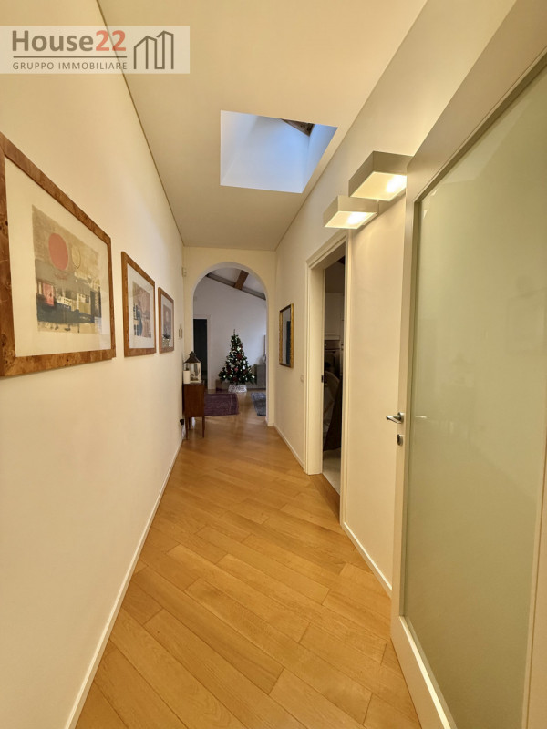 ZONA STADIO - VICENZA. In recente e signorile palazzina di sole 5 unità abitative proponiamo AMPI...