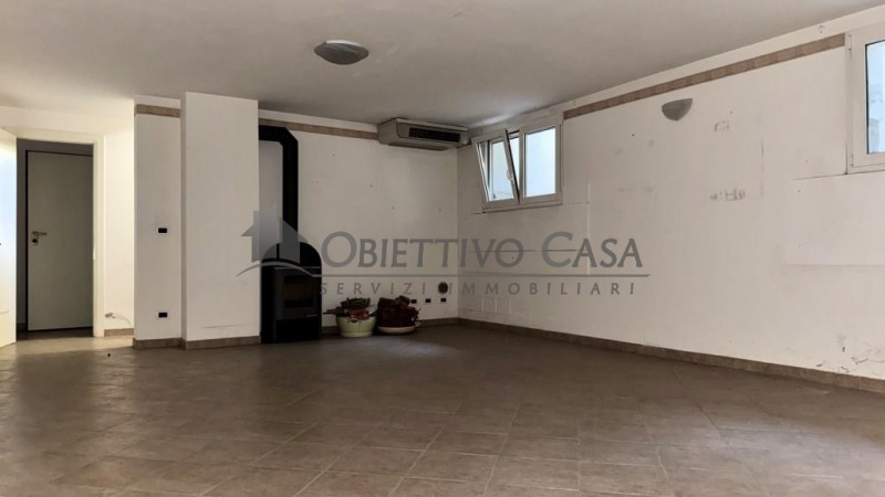 Rif: “PD680” ARCELLA – San Carlo

Questa villa monofamiliare dalle grandi metrature, non è solo u...