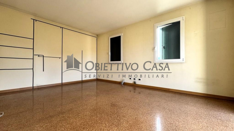 Rif: “PD680” ARCELLA – San Carlo

Questa villa monofamiliare dalle grandi metrature, non è solo u...