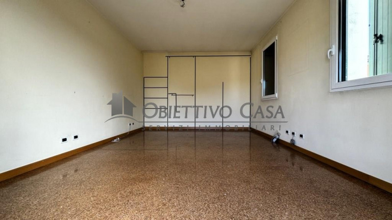 Rif: “PD680” ARCELLA – San Carlo

Questa villa monofamiliare dalle grandi metrature, non è solo u...